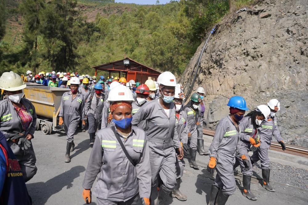 Mine workers’ written contracts increase, safety still key concern