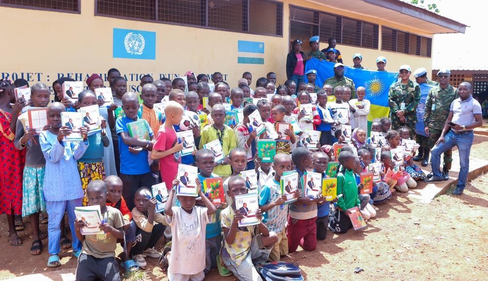 Rwandan Peacekeepers Support Education in Central Africa