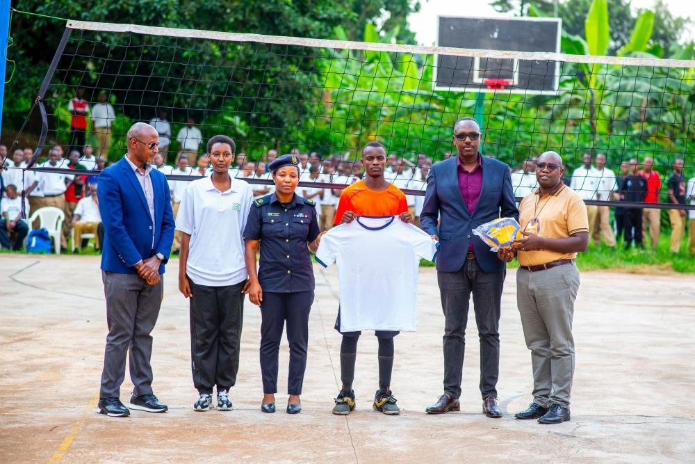 Police VC Launches Volleyball Academy at Lycée de Kigali