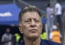 Rayon Faces FIFA Sanctions Over Robertinho’s Wage Claim Rayon Faces FIFA Sanctions Over Robertinho's Wage Claim