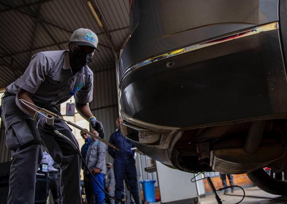 Rwandan Vehicle Owners Face Garage After Emissions Failures Rwandan Vehicle Owners Face Garage After Emissions Failures