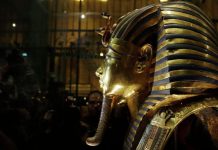 Scientists Solve Mystery of Yellow Glass in Tutankhamun’s Tomb Scientists Solve Mystery of Yellow Glass in Tutankhamun's Tomb