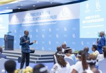 Kagame Questions Africa’s Development Challenges Kagame Questions Africa's Development Challenges