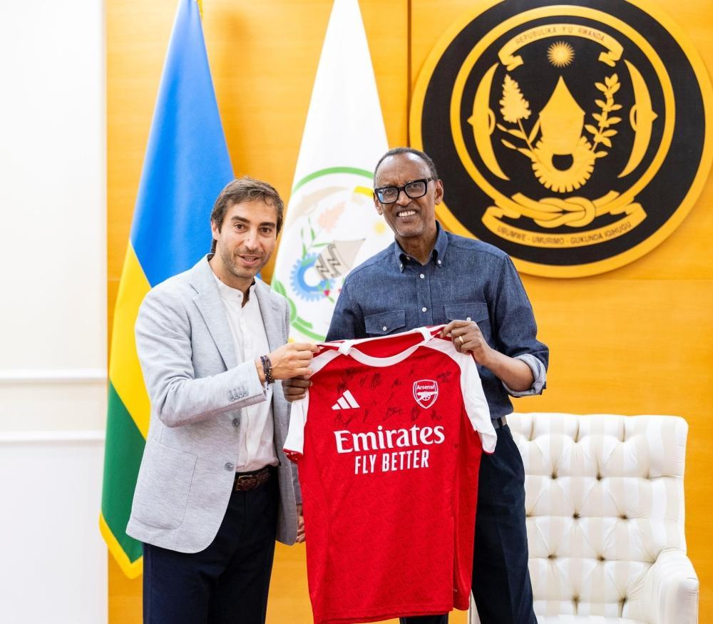 Flamini Recalls Unforgettable Experience in Rwanda Flamini Recalls Unforgettable Experience in Rwanda