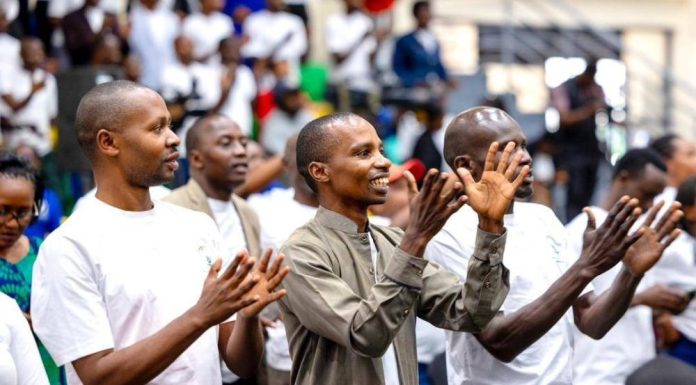 Teachers tipped on improving language proficiency Teachers tipped on improving language proficiency