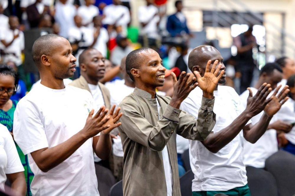 Teachers tipped on improving language proficiency Teachers tipped on improving language proficiency