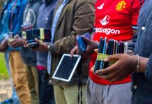 Eight Arrested for Stealing Electronic Devices Eight Arrested for Stealing Electronic Devices