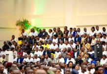 Best-Performing Teachers and Schools Honored on Day Best-Performing Teachers and Schools Honored on Day