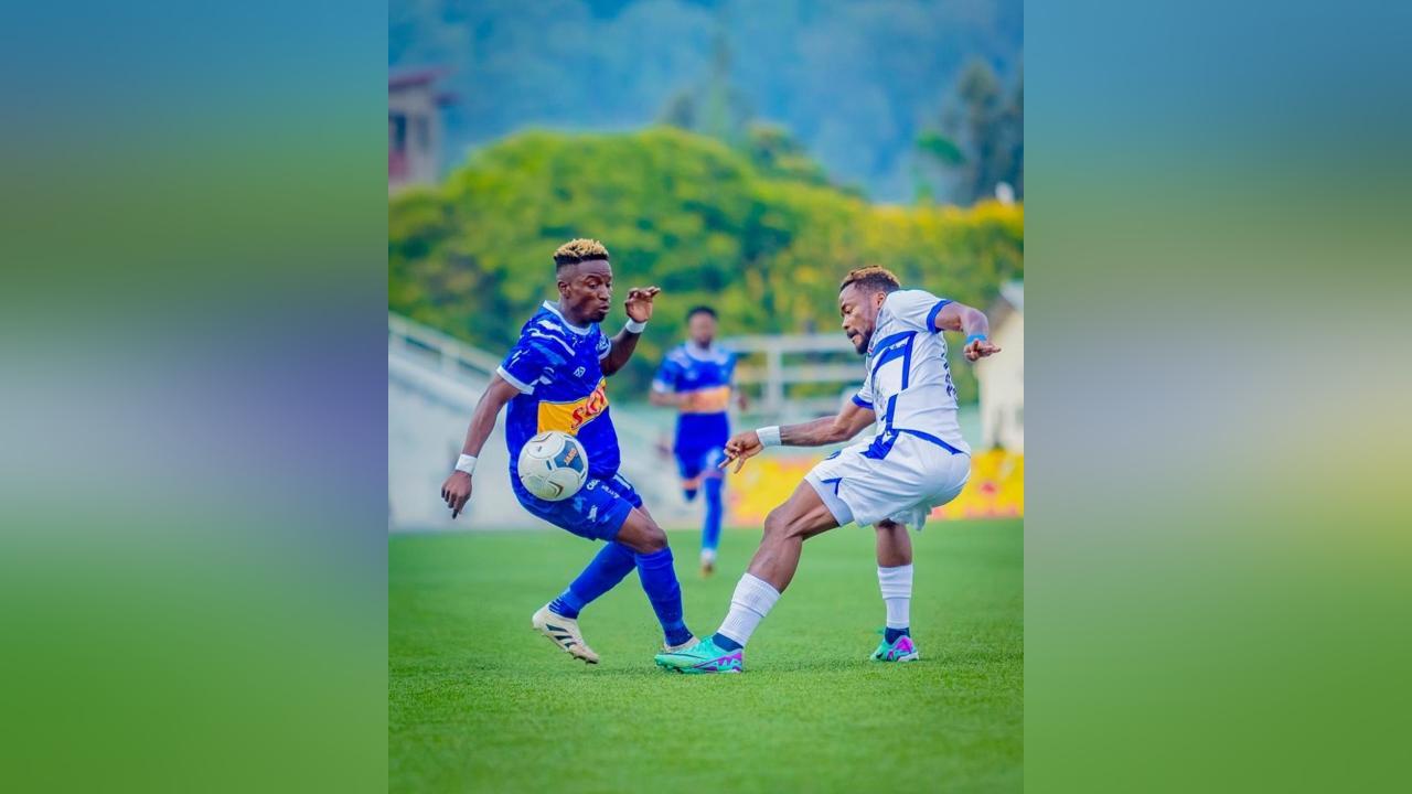 Ahmed Mohamed scores own goal as 10-man Rayon hold Al Hilal Ahmed Mohamed scores own goal as 10-man Rayon hold Al Hilal