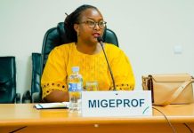 Political Parties and Gender Ministry Discuss Family Issues Political Parties and Gender Ministry Discuss Family Issues