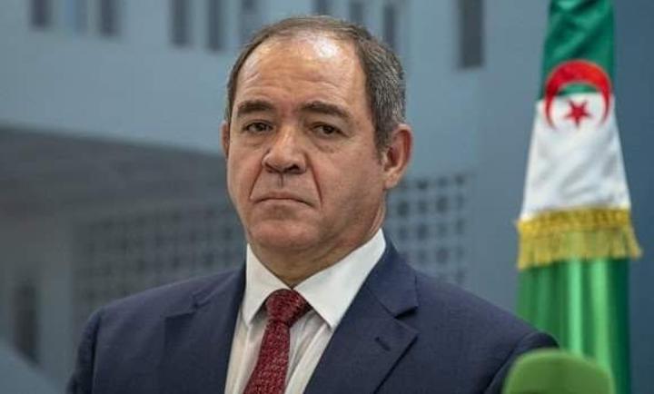 وزير الخارجية الجزائري يدعو الحكومة الاسبانية إلى الانخراط أكثر في مسار تسوية النزاع في الصحراء الغربية وزير الخارجية الجزائري يدعو الحكومة الاسبانية إلى الانخراط أكثر في مسار تسوية النزاع في الصحراء الغربية