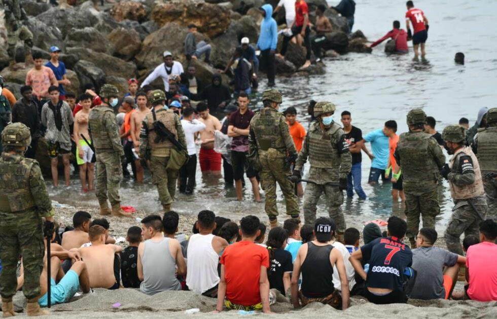مشروع قرار بالبرلمان الأوروبي يدين النظام المغربي، ويعتبر احداث سبتة انتهاكًا خطيرًا للحدود الخارجية لإسبانيا والاتحاد الأوروبي مشروع قرار بالبرلمان الأوروبي يدين النظام المغربي، ويعتبر احداث سبتة انتهاكًا خطيرًا للحدود الخارجية لإسبانيا والاتحاد الأوروبي