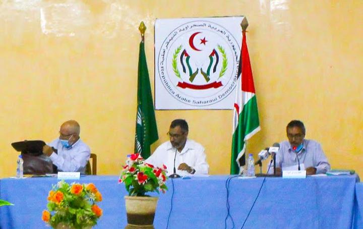 رئيس الجمهورية، الأمين العام للجبهة يوجه كلمة لى الدورة الرابعة للأمانة الوطنية ويؤكد انها تعقد في ظل تطورات مهمة ومتسارعة تشهدها حرب التحرير رئيس الجمهورية، الأمين العام للجبهة يوجه كلمة لى الدورة الرابعة للأمانة الوطنية ويؤكد انها تعقد في ظل تطورات مهمة ومتسارعة تشهدها حرب التحرير