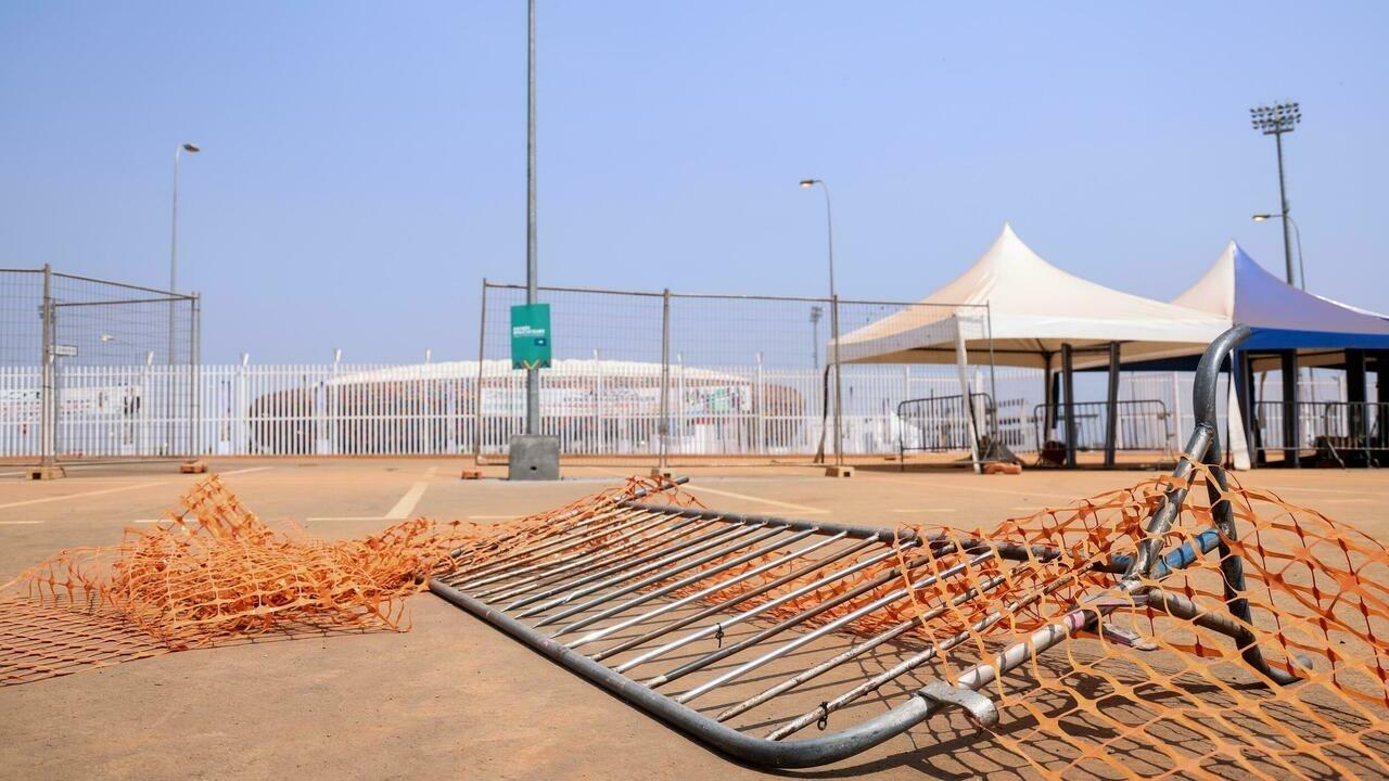 كأس الأمم الأفريقية 2022: وزير الرياضة الكاميروني يرجع حادثة التدافع الدامية لقرار كأس الأمم الأفريقية 2022: وزير الرياضة الكاميروني يرجع حادثة التدافع الدامية لقرار