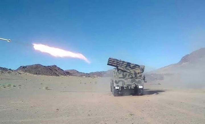 مقاتلو جيش التحرير الشعبي الصحراوي يركزون هجماتهم على تخندقات جنود الاحتلال المغربي بمناطق مختلفة من قطاع حوزة مقاتلو جيش التحرير الشعبي الصحراوي يركزون هجماتهم على تخندقات جنود الاحتلال المغربي بمناطق مختلفة من قطاع حوزة