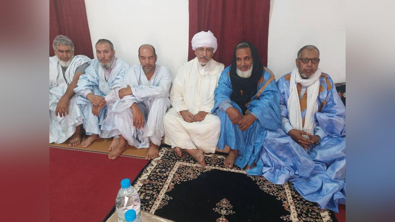 الوزير المنتدب للشؤون الدينية يستقبل وفد من علماء موريتانيا في مستهل زيارتهم إلى الجمهورية الصحراوية الوزير المنتدب للشؤون الدينية يستقبل وفد من علماء موريتانيا في مستهل زيارتهم إلى الجمهورية الصحراوية