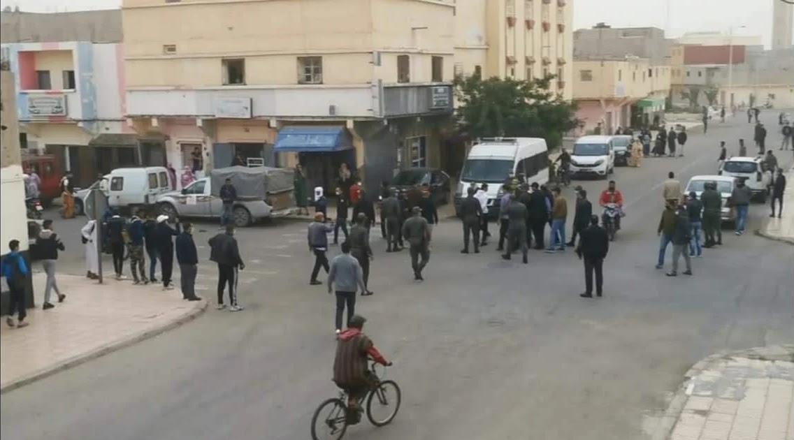 اللجنة السياسية بالمجلس الوطني تعبر عن تضامنها مع الناشطة الحقوقية الأمريكية المضربة عن الطعام بمنزل عائلة اهل خيا ببوجدور المحتل اللجنة السياسية بالمجلس الوطني تعبر عن تضامنها مع الناشطة الحقوقية الأمريكية المضربة عن الطعام بمنزل عائلة اهل خيا ببوجدور المحتل