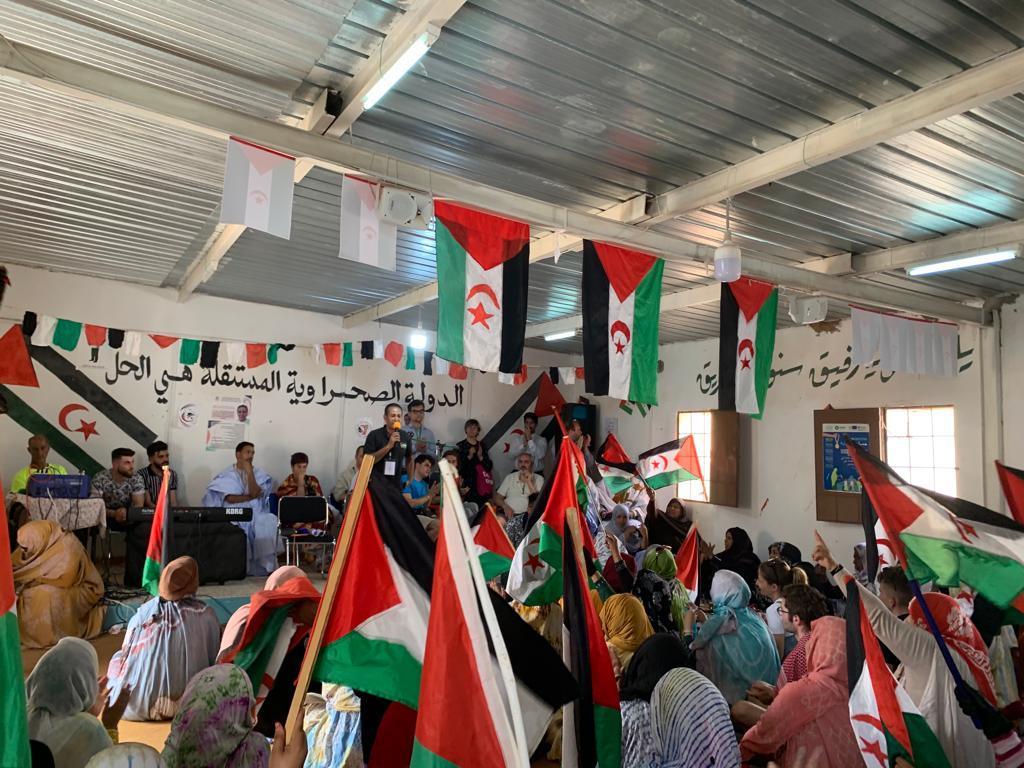 وفود أجنبية شبانية تندد بما يحصل من إنتهاكات جسيمة لحقوق الإنسان في المناطق المحتلة من الصحراء الغربية وفود أجنبية شبانية تندد بما يحصل من إنتهاكات جسيمة لحقوق الإنسان في المناطق المحتلة من الصحراء الغربية