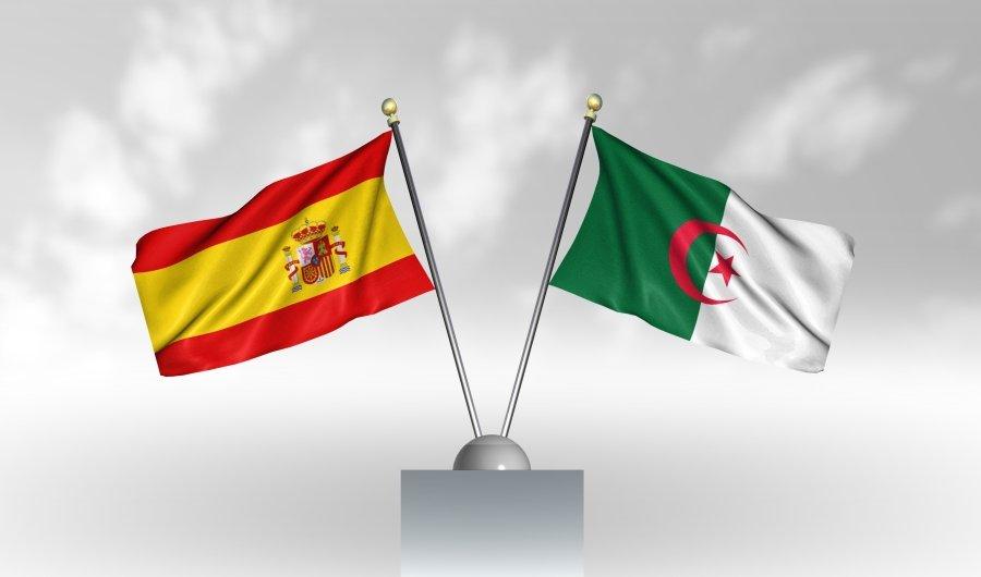 مجلة فرنسية: أي تبعات لتعليق معاهدة الصداقة بين الجزائر وإسبانيا؟