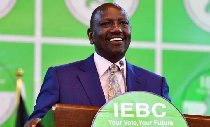 رئيس الجمهورية يهنئ نظيره الكيني بمناسبة عيد الاستقلال رئيس الجمهورية يهنئ نظيره الكيني بمناسبة عيد الاستقلال