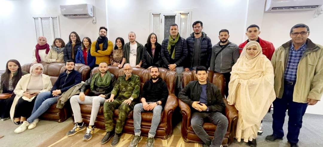 الرئيس ابراهيم غالي يستقبل البعثة الطبية الجزائرية متعددة الاختصاصات الرئيس ابراهيم غالي يستقبل البعثة الطبية الجزائرية متعددة الاختصاصات