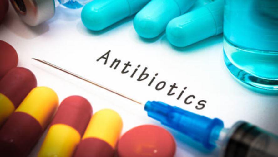 الاستخدام المتكرر للمضادات الحيوية يزيد خطر الإصابة بالتهاب الأمعاء الاستخدام المتكرر للمضادات الحيوية يزيد خطر الإصابة بالتهاب الأمعاء
