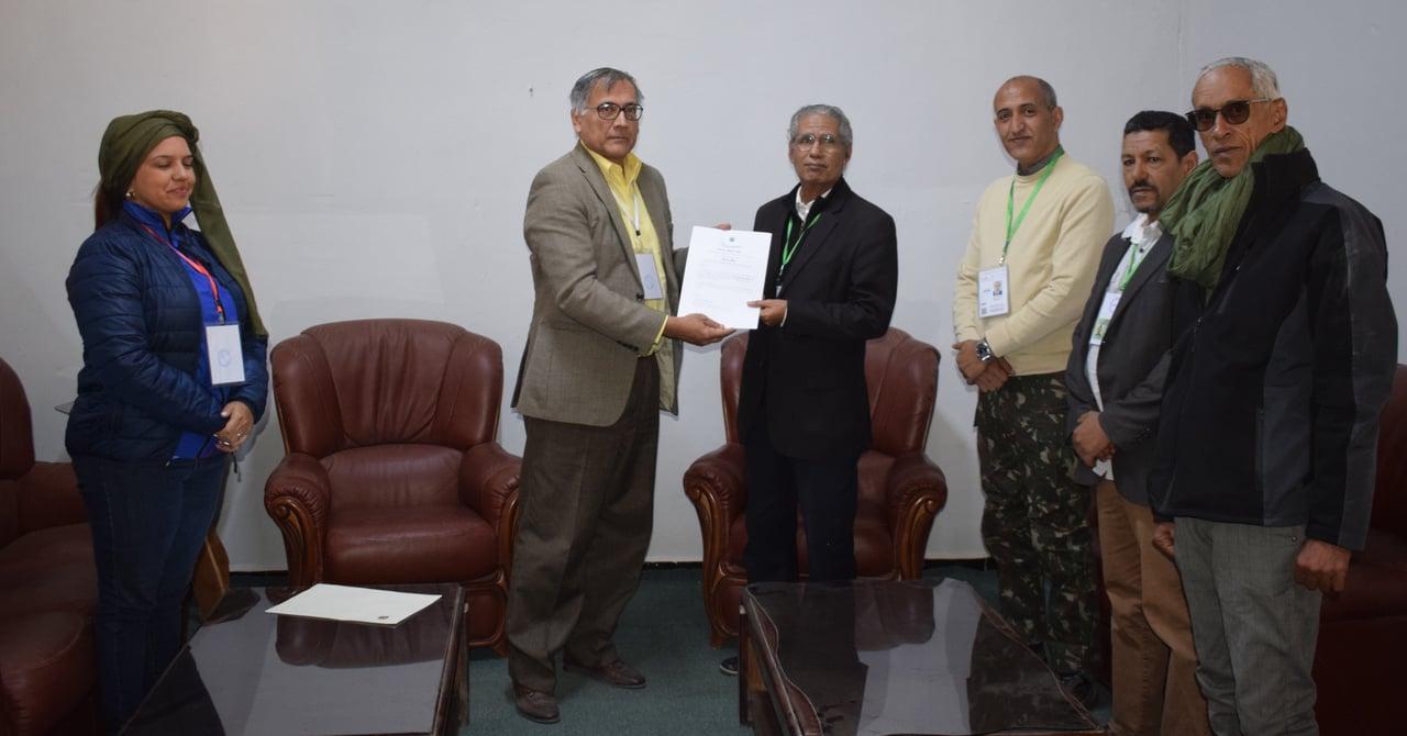 وزير الخارجية الصحراوي يستلم نسخة من أوراق إعتماد السفير الفنزويلي الجديد لدى الجمهورية الصحراوية وزير الخارجية الصحراوي يستلم نسخة من أوراق إعتماد السفير الفنزويلي الجديد لدى الجمهورية الصحراوية