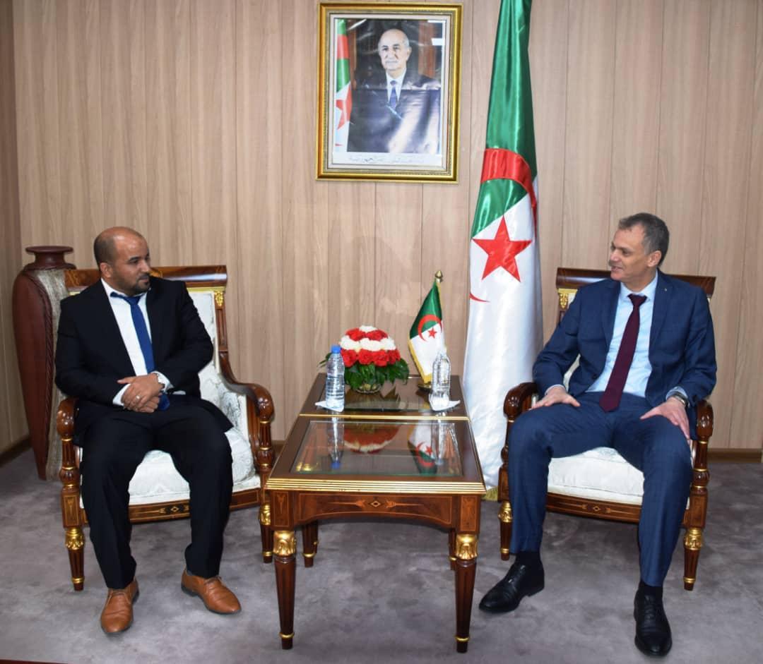 وزير الشباب والرياضة يستقبل من طرف نظيره الجزائري