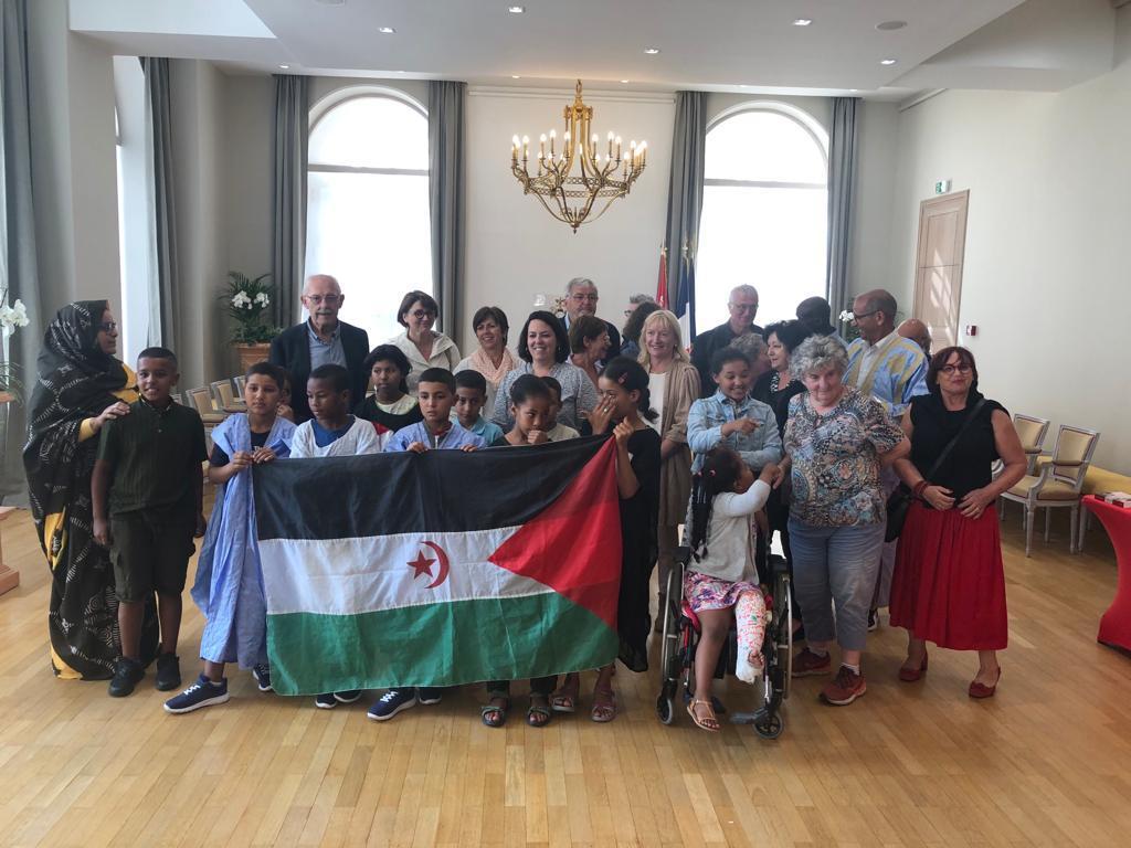 فرنسا: مدينة لومو تستقبل رسل السلام الصحراويين، وتدعو إلى تطبيق الشرعية الدولية في الصحراء الغربية فرنسا: مدينة لومو تستقبل رسل السلام الصحراويين، وتدعو إلى تطبيق الشرعية الدولية في الصحراء الغربية