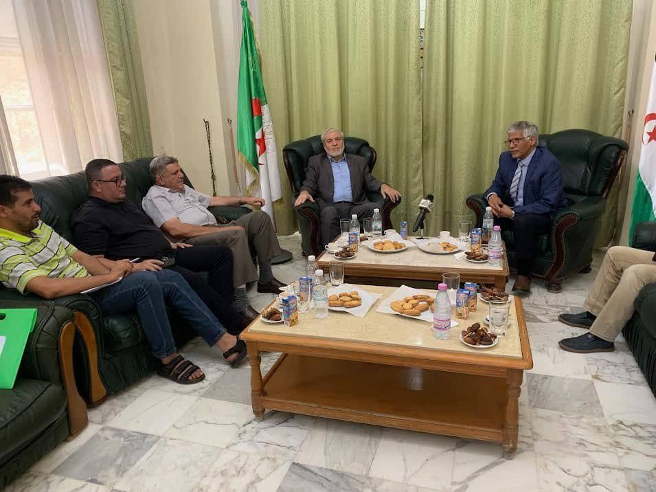 حركة النهضة الجزائرية تجدد وقوفها إلى جانب الشعب الصحراوي وحقه في الحرية وتقرير المصير حركة النهضة الجزائرية تجدد وقوفها إلى جانب الشعب الصحراوي وحقه في الحرية وتقرير المصير