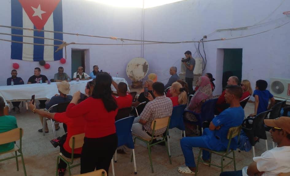 البعثة الطبية الكوبية بمخيمات اللاجئين الصحراويين تنظم حفلا بمناسبة عيد الثورة الكوبية البعثة الطبية الكوبية بمخيمات اللاجئين الصحراويين تنظم حفلا بمناسبة عيد الثورة الكوبية