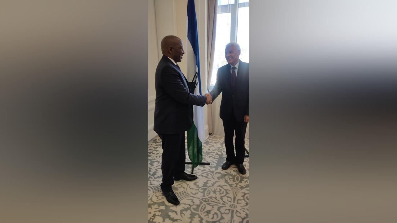 محمد سيداتي يستقبل من طرف الوزير الأول لمملكة ليسوتو بصفته مبعوثا خاصا للرئيس إبراهيم غالي محمد سيداتي يستقبل من طرف الوزير الأول لمملكة ليسوتو بصفته مبعوثا خاصا للرئيس إبراهيم غالي