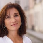 ليزلي فارين لـ”أفريقا برس”؛ عن أسباب هزيمة ماكرون في الساحل وتراجع النفوذ الفرنسي ليزلي فارين لـ”أفريقا برس”؛ عن أسباب هزيمة ماكرون في الساحل وتراجع النفوذ الفرنسي