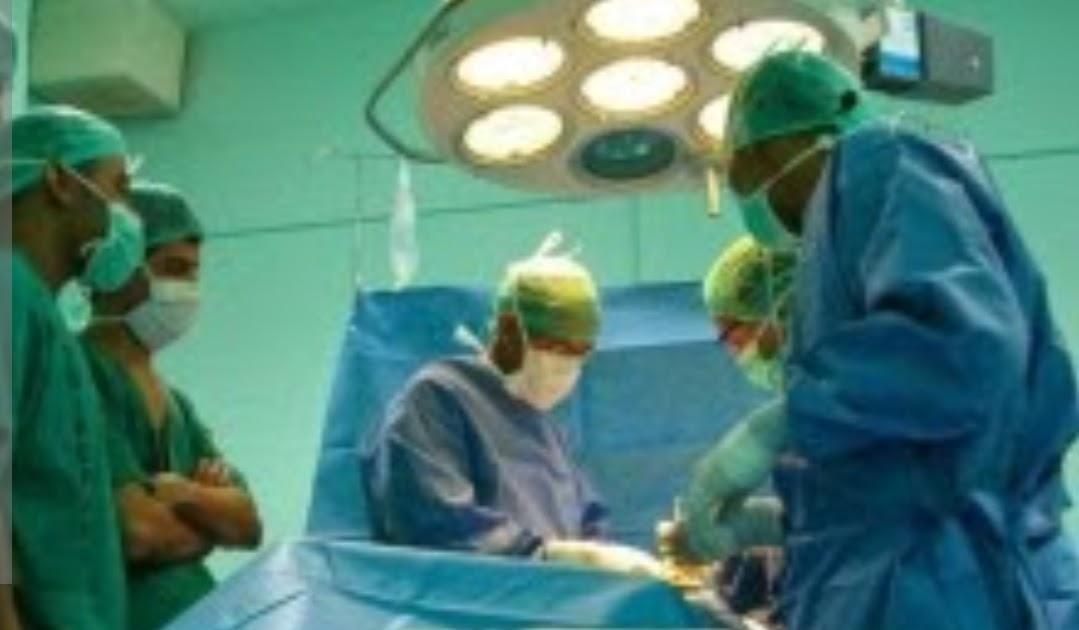 بعثة طبية من غاليثيا الإسبانية، تقوم بالعديد من الفحوصات الطبية والعمليات الجراحية بمخيمات اللاجئين الصحراويين بعثة طبية من غاليثيا الإسبانية، تقوم بالعديد من الفحوصات الطبية والعمليات الجراحية بمخيمات اللاجئين الصحراويين