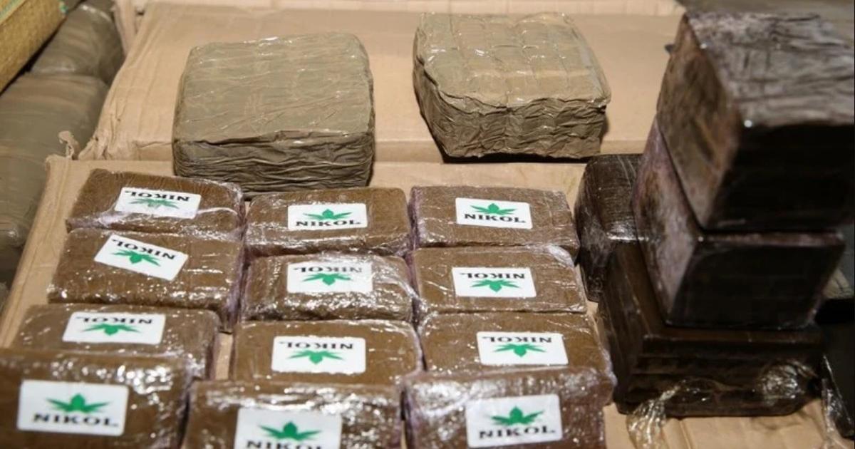 هيئات حقوقية صحراوية تتهم المخزن بتدمير الطفولة الصحراوية عن طريق المخدرات وتطالب الأمم المتحدة بالتدخل لحمايتهم من الانتهاكات المغربية هيئات حقوقية صحراوية تتهم المخزن بتدمير الطفولة الصحراوية عن طريق المخدرات وتطالب الأمم المتحدة بالتدخل لحمايتهم من الانتهاكات المغربية