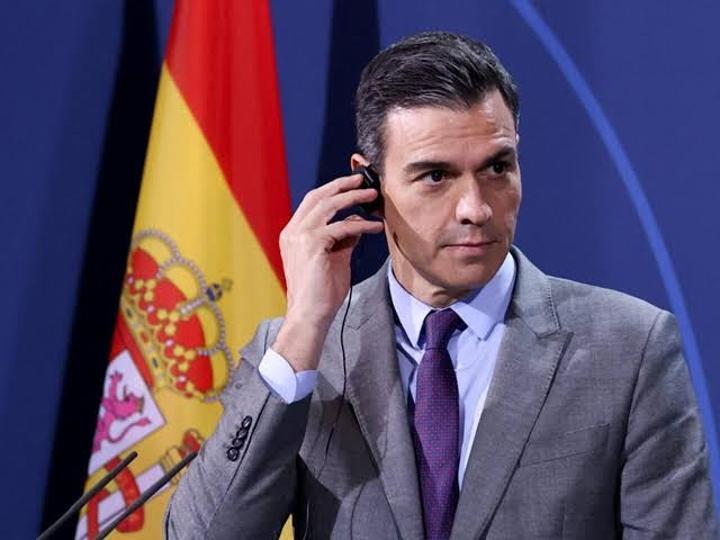 إسبانيا: المعارضة تتهم بيدرو سانشيز بالاستسلام للمغرب في قضية الصحراء الغربية مقابل الفتح التدريجي لمعبر مليلية للبضائع إسبانيا: المعارضة تتهم بيدرو سانشيز بالاستسلام للمغرب في قضية الصحراء الغربية مقابل الفتح التدريجي لمعبر مليلية للبضائع