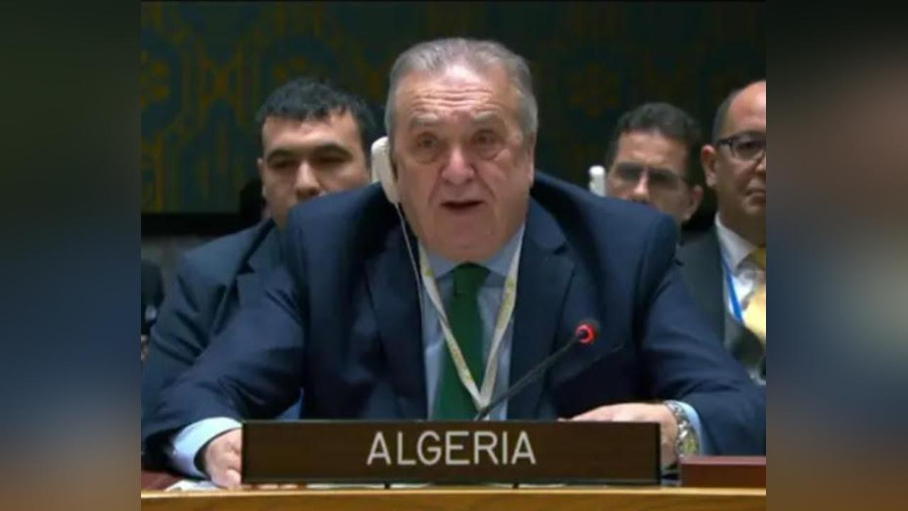 الجزائر تندد بعدم تزويد بعثة الأمم المتحدة للاستفتاء في الصحراء الغربية “المينورسو” بعهدة متعلقة بحقوق الإنسان الجزائر تندد بعدم تزويد بعثة الأمم المتحدة للاستفتاء في الصحراء الغربية “المينورسو” بعهدة متعلقة بحقوق الإنسان