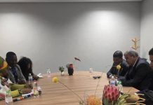 لقاء الوفد الصحراوي مع وزيرة المياه الجنوب إفريقية لقاء الوفد الصحراوي مع وزيرة المياه الجنوب إفريقية