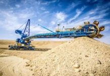 دعوة لوقف نهب ثروات الشعب الصحراوي واحترام القانون دعوة لوقف نهب ثروات الشعب الصحراوي واحترام القانون