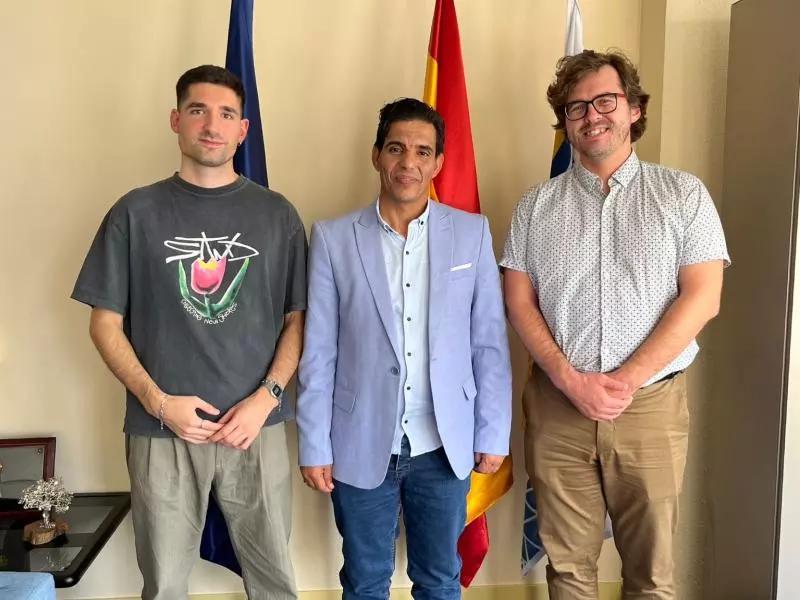 الأمين العام لإتحاد الشبيبة يستقبل بمجلس الشباب الإسباني الأمين العام لإتحاد الشبيبة يستقبل بمجلس الشباب الإسباني