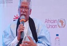 وزير التعليم الصحراوي يتحدث في حلقة نقاش بأديس أبابا وزير التعليم الصحراوي يتحدث في حلقة نقاش بأديس أبابا