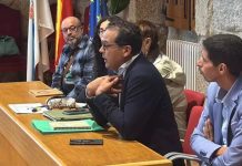 وفد صحراوي يشارك في لقاءات حركة التضامن بغاليثيا وفد صحراوي يشارك في لقاءات حركة التضامن بغاليثيا