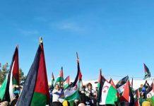 الشعب الصحراوي متمسك بحق تقرير المصير والاستقلال الشعب الصحراوي متمسك بحق تقرير المصير والاستقلال