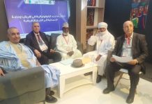 تخصيص منصة للكاتب السيد حمدي يحظيه في الصالون الدولي للكتاب تخصيص منصة للكاتب السيد حمدي يحظيه في الصالون الدولي للكتاب