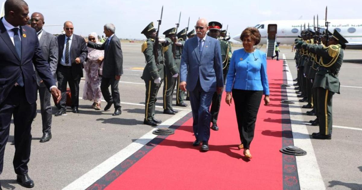 غالي يصل لواندا للاحتفال بذكرى استقلال أنغولا غالي يصل لواندا للاحتفال بذكرى استقلال أنغولا