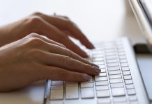 كيف تسببت “كلاود فلير” في تعطيل مواقع إنترنت عالمية؟ كيف تسببت "كلاود فلير" في تعطيل مواقع إنترنت عالمية؟