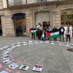 وقفة في إسبانيا للمطالبة بوقف انتهاكات حقوق الإنسان وقفة في إسبانيا للمطالبة بوقف انتهاكات حقوق الإنسان