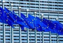 تحذيرات من تداعيات اتفاق التجارة بين أوروبا والمغرب تحذيرات من تداعيات اتفاق التجارة بين أوروبا والمغرب