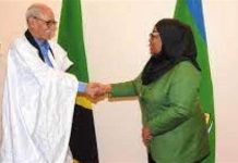 غالي يتلقى رسالة من نظيرته التنزانية غالي يتلقى رسالة من نظيرته التنزانية