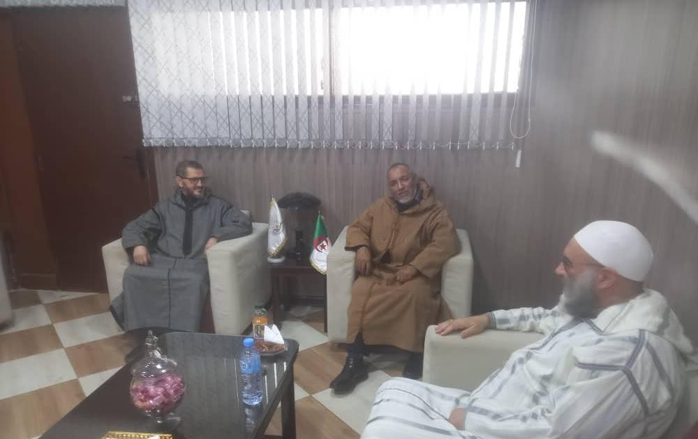 استقبال الأمين العام للرابطة العالمية للدعاة في الجزائر استقبال الأمين العام للرابطة العالمية للدعاة في الجزائر